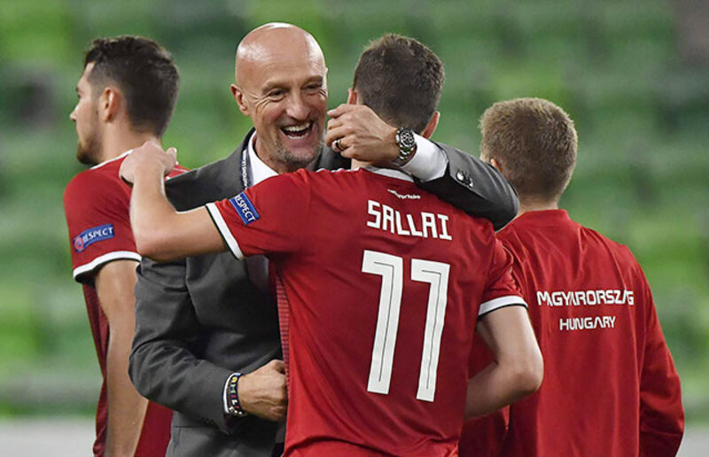 ong-marco-cung-doi-tuyen-hungary